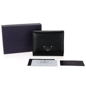 PradaBlack Saffiano Leather Trifold Compact Wallet Full Set